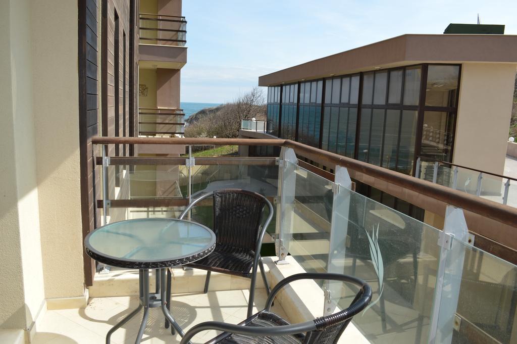 Gitea Sand Lilies Apartments Созополь Экстерьер фото